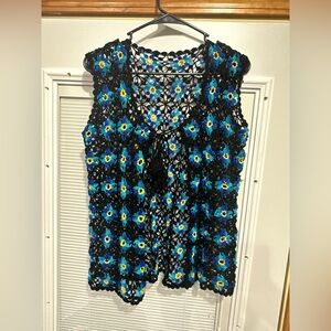 Floral Crochet Sleeveless Top - Black and Blue